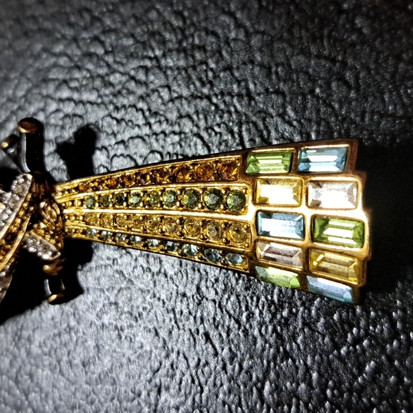 Vintage Swarovski Parrot Brooch - Picture 3 of 6